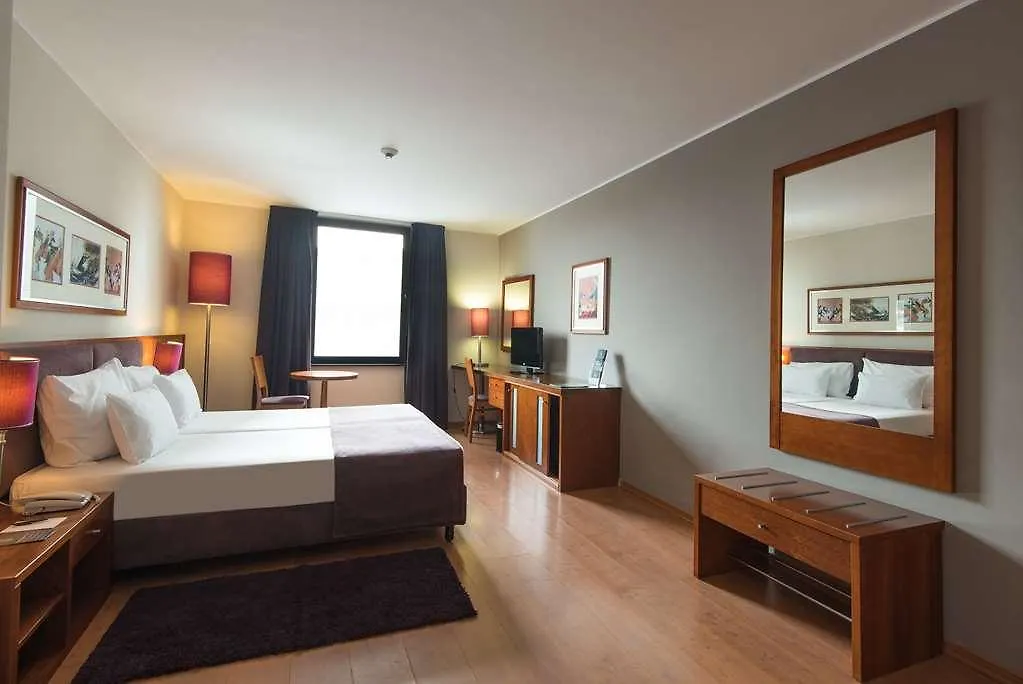 Vila Gale Opera Lisbon Hotel