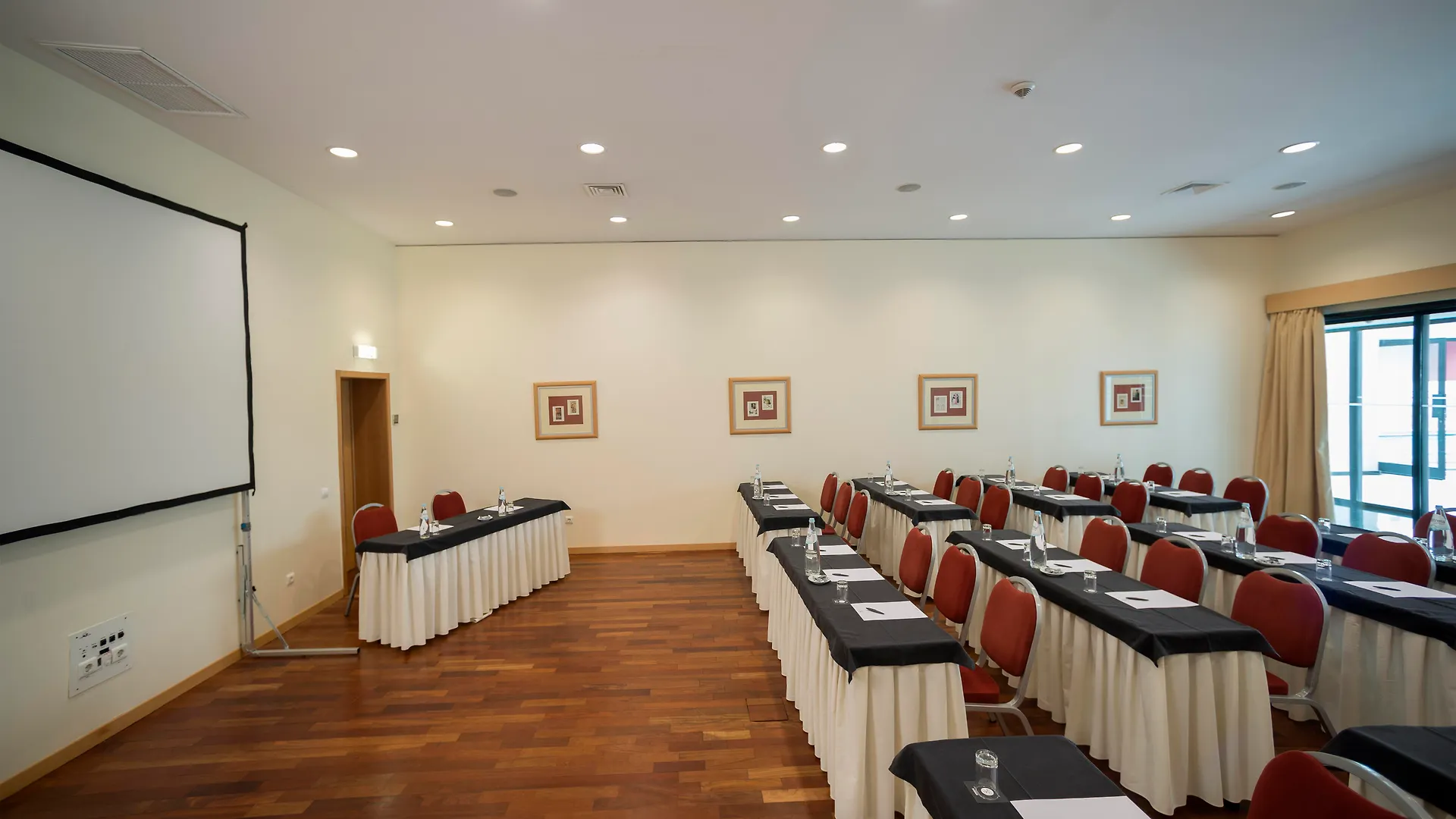 Hotel Vila Gale Opera Lisbon