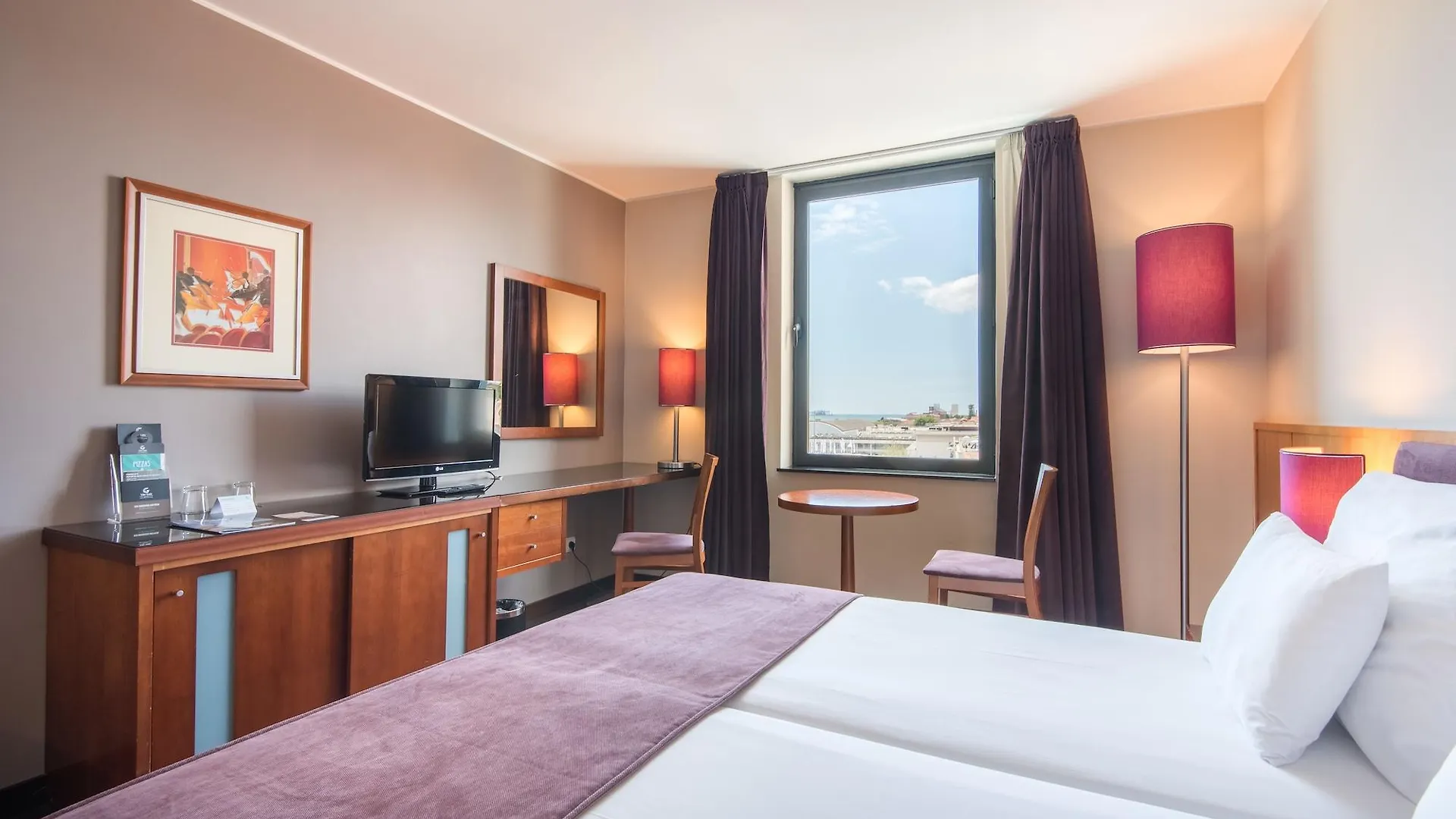 Vila Gale Opera Lisbon Hotel