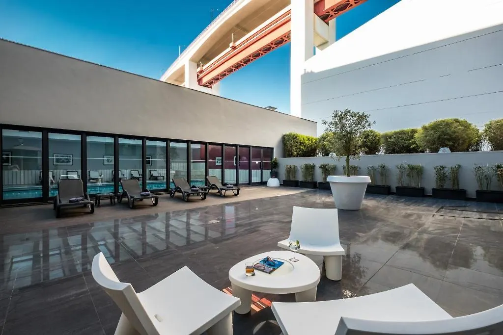 Vila Gale Opera Lisbon Hotel